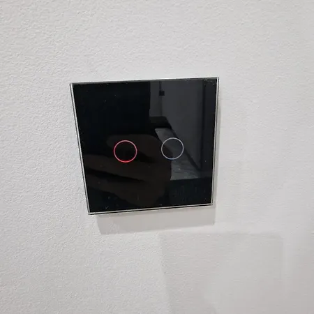 Centrica De Lujo Gv 6 Alloggio in famiglia