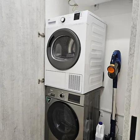 Centrica De Lujo Gv 6 Ubytování v soukromí